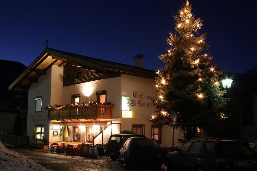 Gasthaus St. Valentin Chiusa Extérieur photo