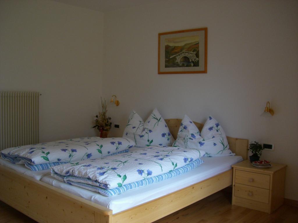 Gasthaus St. Valentin Chiusa Chambre photo